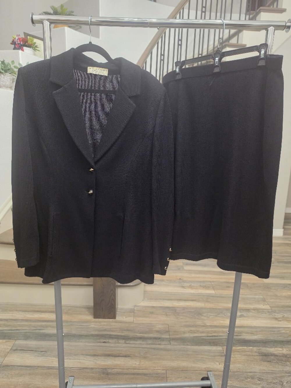 ST. JOHN Basics size 14 Black Santana Knit Suit